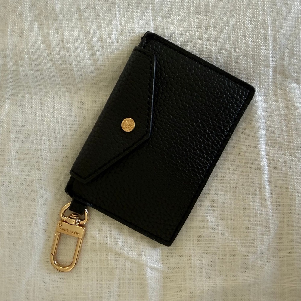 Anne Klein Black Pebbled Card Holder Wallet Gold Hardware Keychain Swivel Clasp